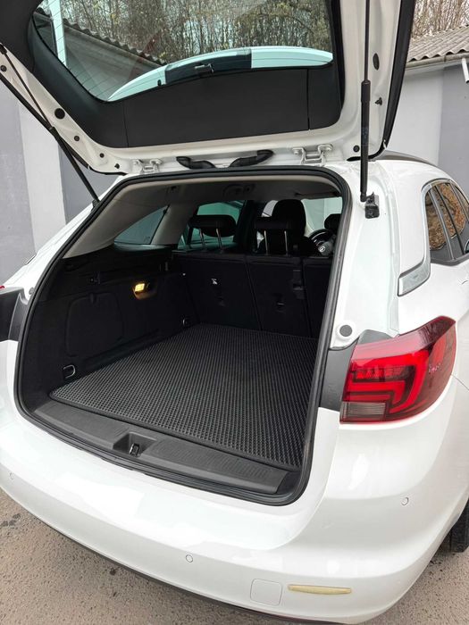 Opel Astra K Sports Tourer «Business»