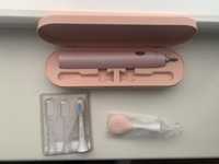 Зубная електронна щетка с насадкой нежно розовая