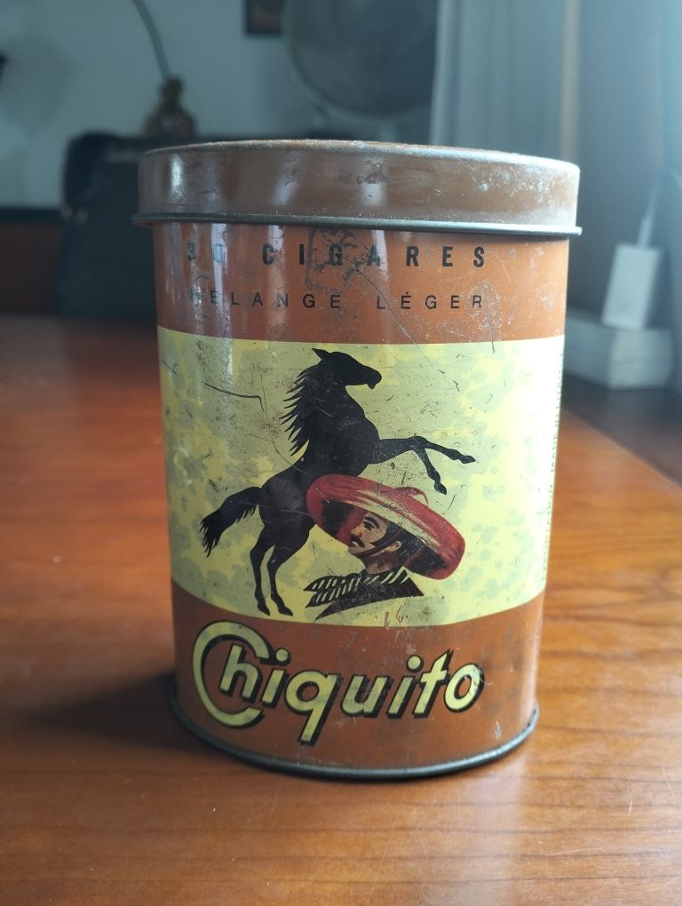 Antiga lata Chiquito
