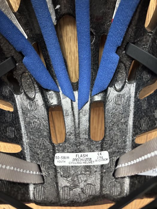 Capacete ciclismo Specialized Flash Youth