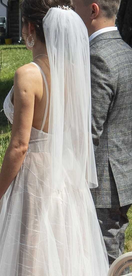 Najwygodniejsza suknia ślubna z trenem 161cm +7cm obcas