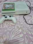 Sprzedam xbox one s oraz grę GTA V