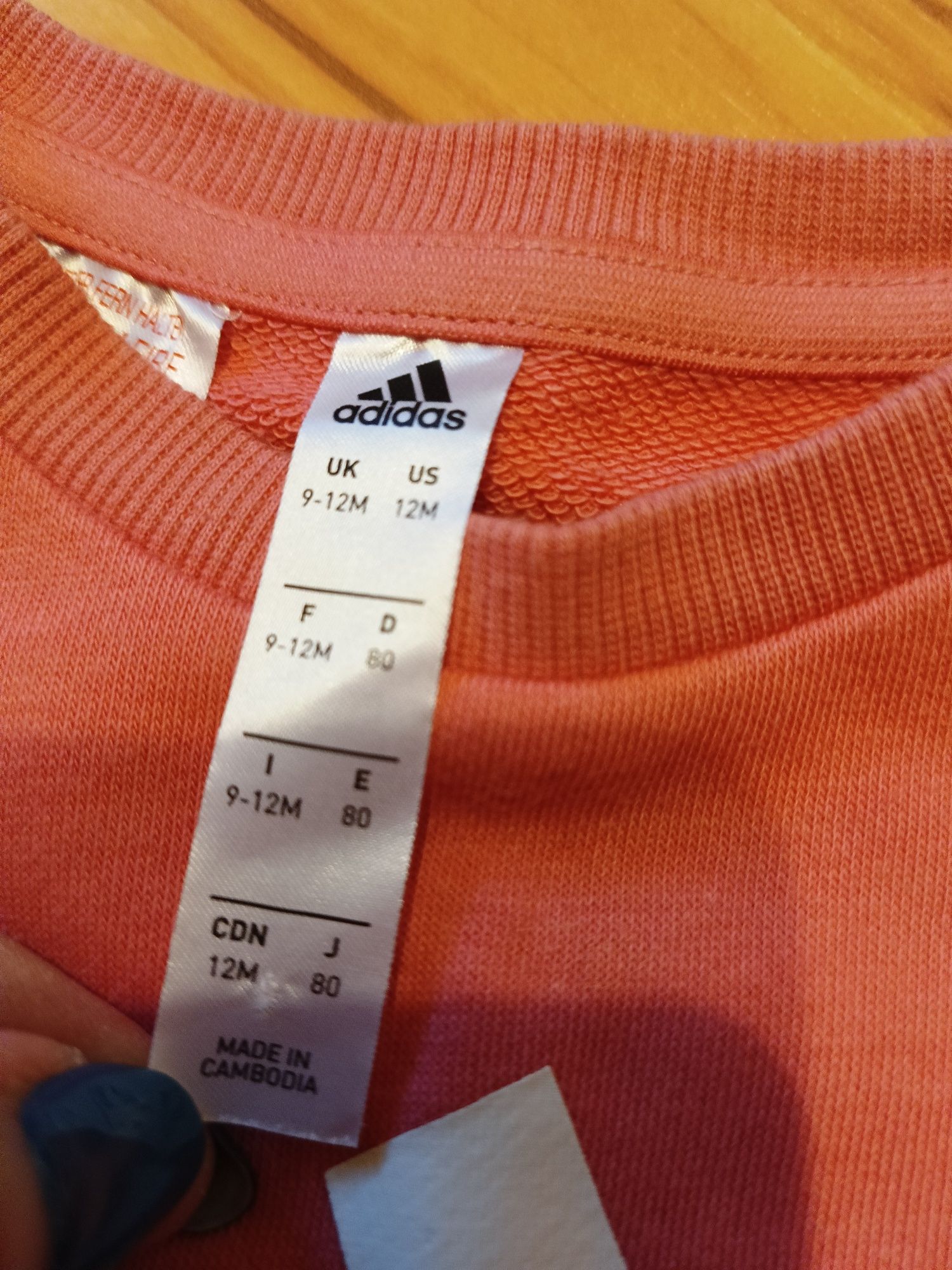 Dres dla dziewczynki Adidas rozmiar 80