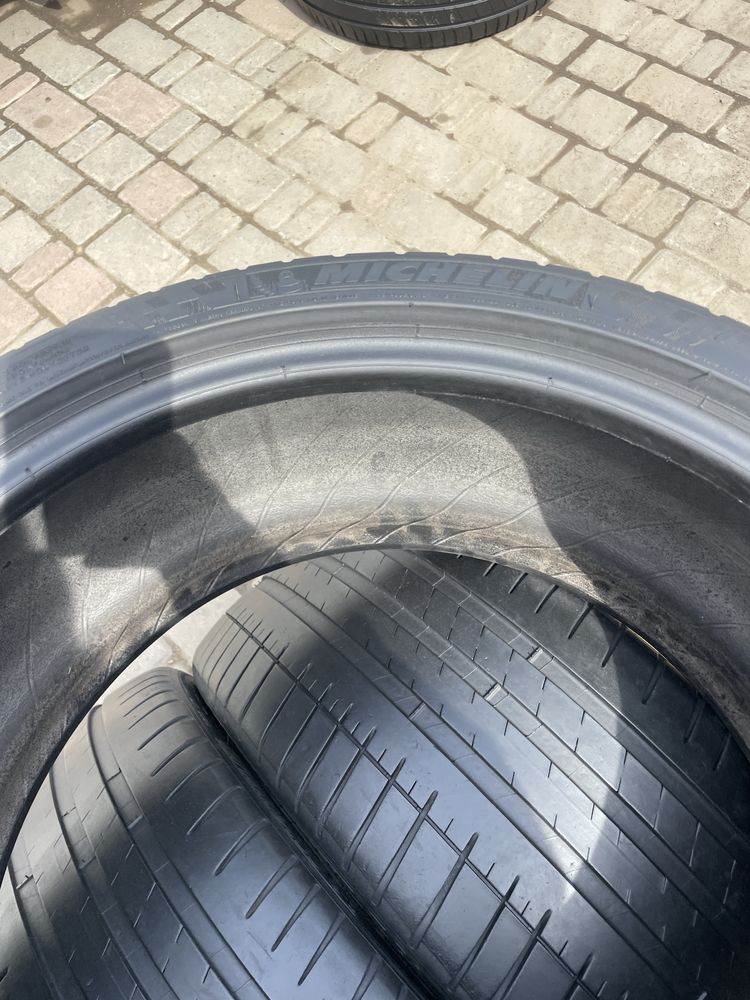 Колеса/резина/гума 255/35R19 Michelin pilot sport 3