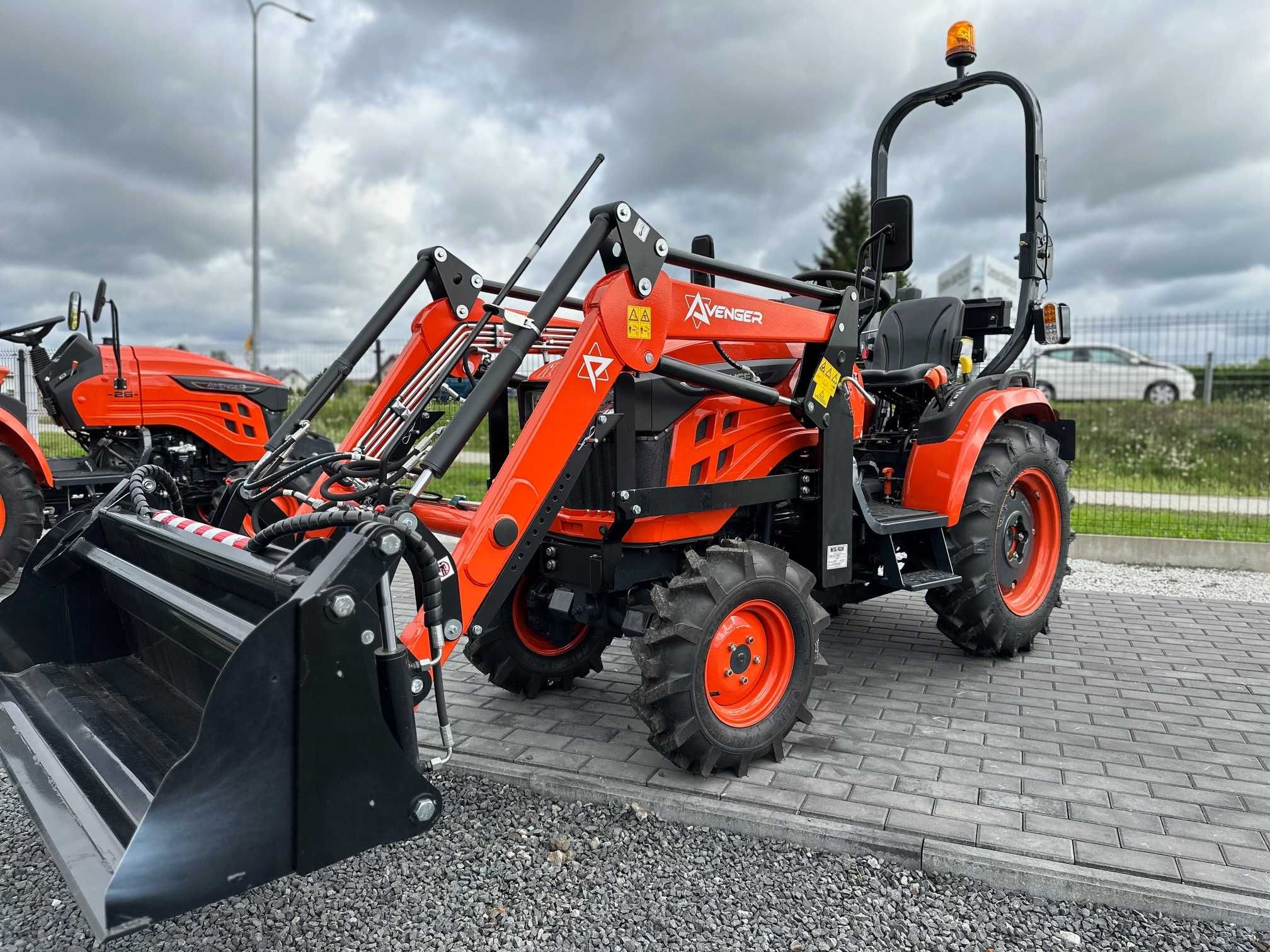 Mini traktor 4x4 AVENGER 26 agri z ładowaczem silnik Mitsubishi