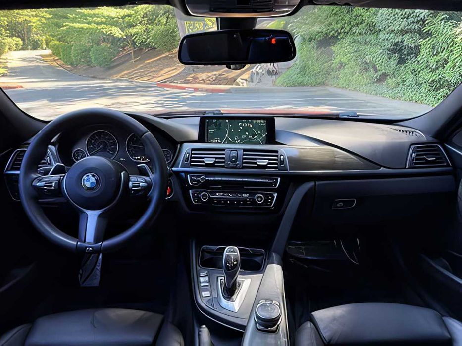 BMW 3 Series      2016