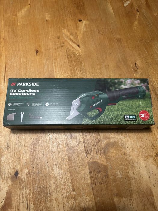 Sekator z akumulatorem