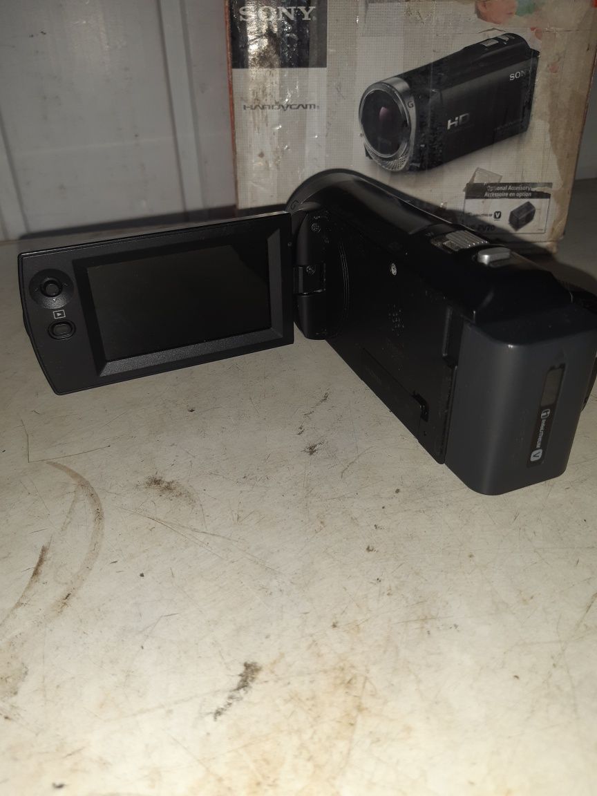 Видеокамера Sony DCR-CX 330