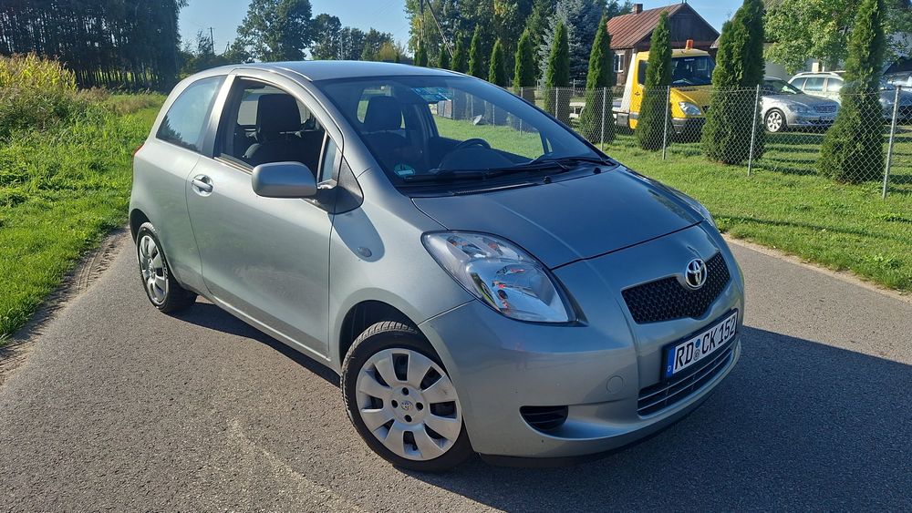 Toyota*Yaris*Ładny*Niemcy*