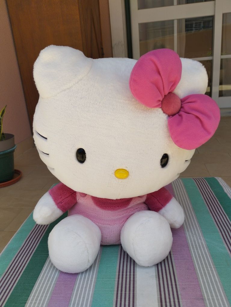 Peluche Hello Kitty