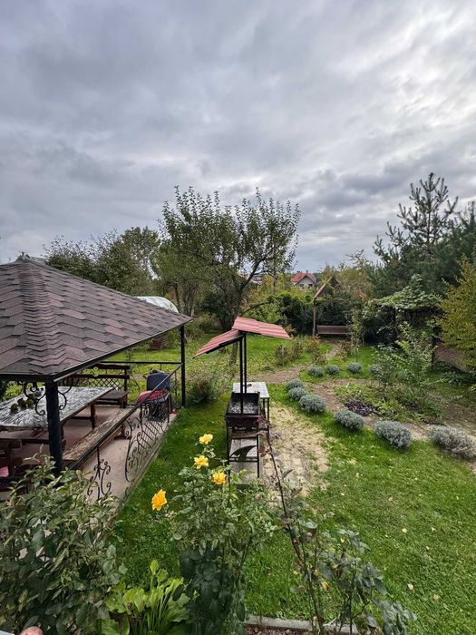 Затишний будинок 180 м² з каміном і садом у Басівці р-н Грант Резорту