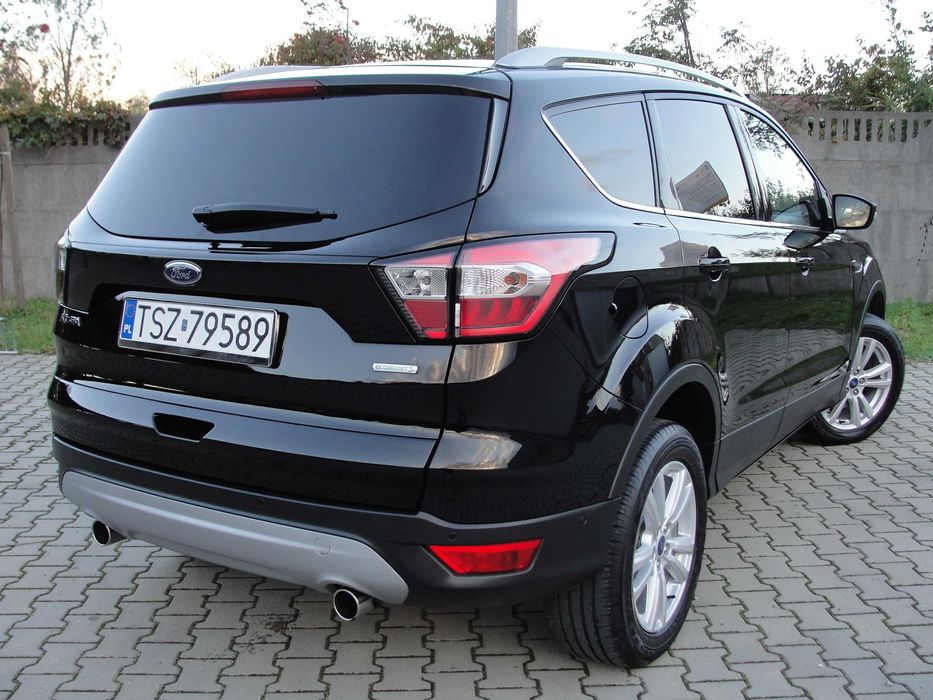 Czarna Kuga 1.5 Turbo lift navi* el. klapa* I-ręka