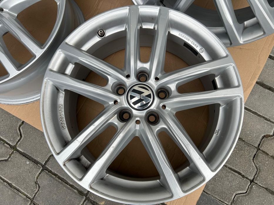 4x felgi aluminiowe VW 17cali