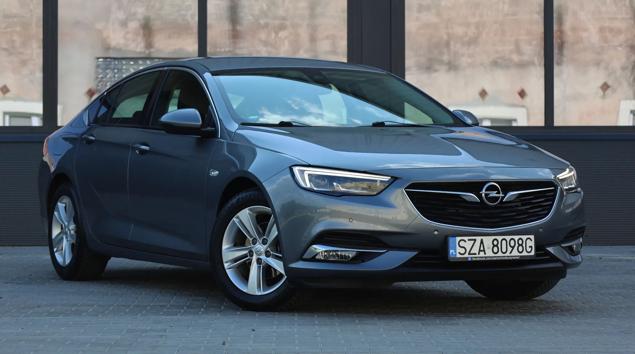 Opel Insignia 1,5T automat LED navi carplay PDC serwisowany