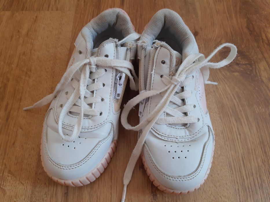 Buty dla dziewczynki r.28