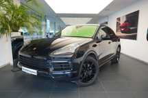 Porsche Cayenne Porsche Centrum Kraków