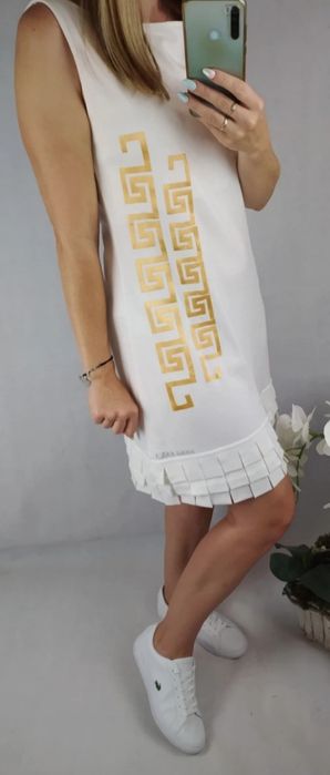 Biała sukienka . Rozmiar uniwersalny