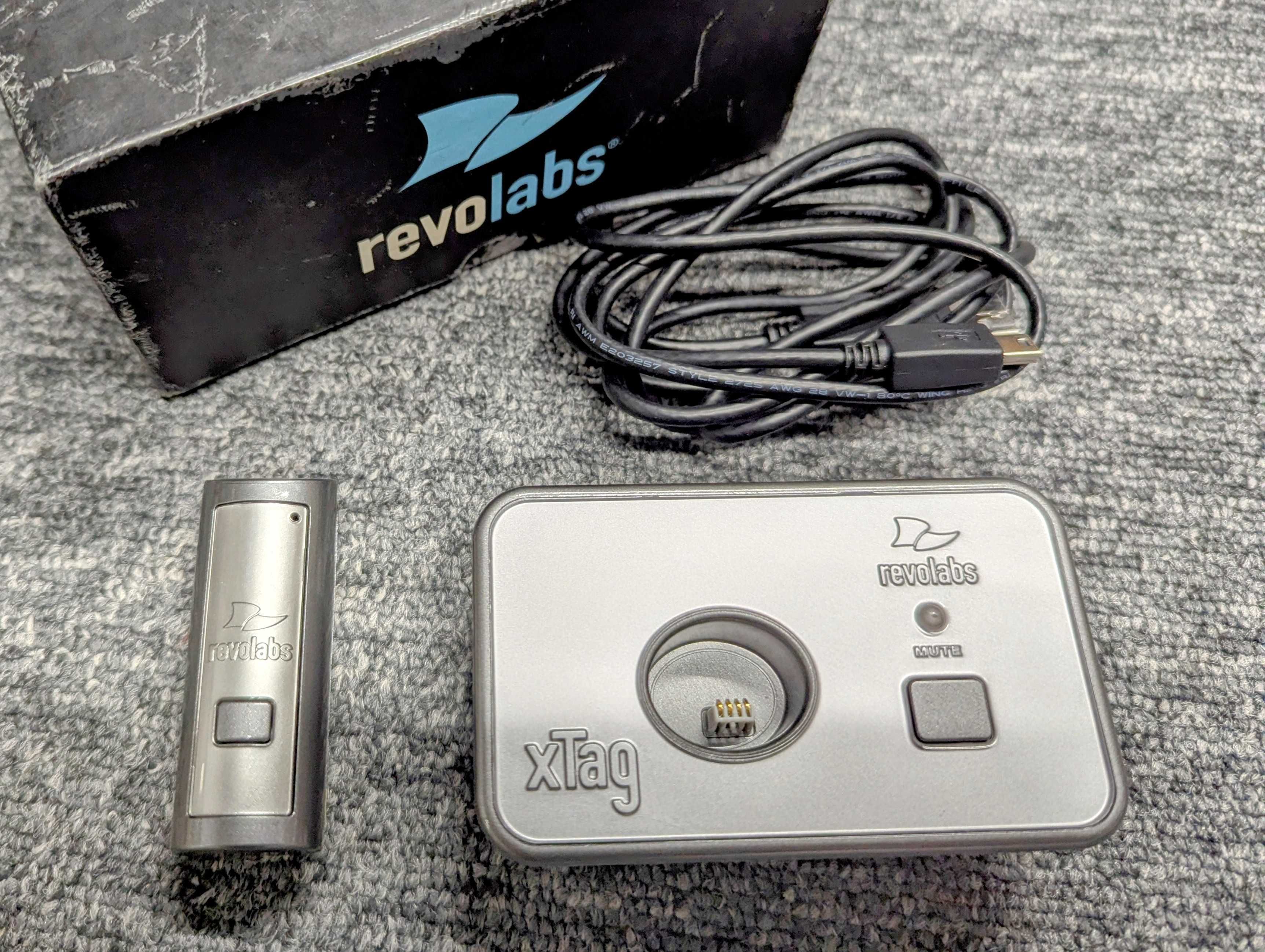 Бездротовий мікрофон для конференцзвязку Revolabs xTAG