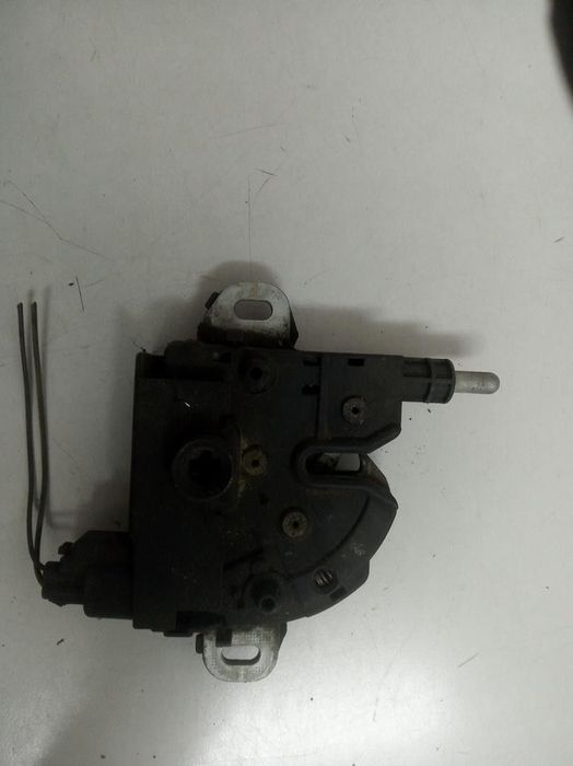 FECHADURA CAPÔ FORD FOCUS SEDAN 2000 -