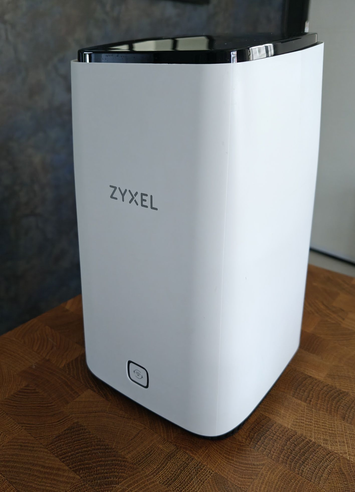 Najlepszy router do LTE 5G Zyxel NR5103E agregacja sieci nie Huawei