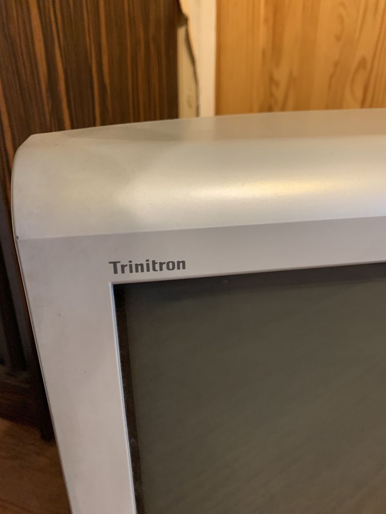 Телевизор SONY Trinitron