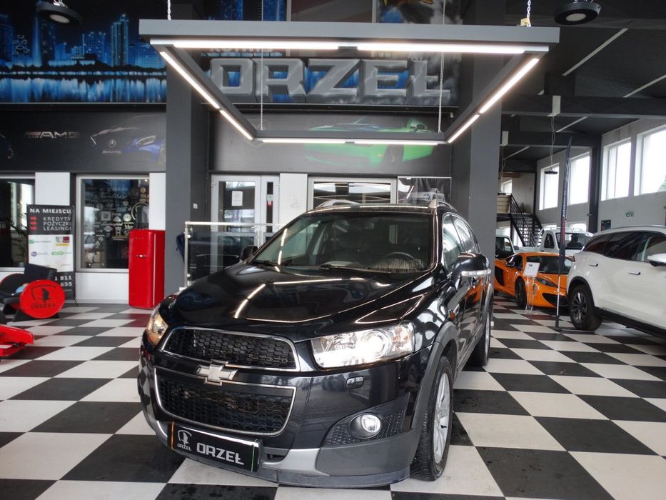 Chevrolet Captiva Salon PL/Manual/7osobowy/4X4/Skóra/Kam.Cofania/Hak/AUX/Radio/Tempomat