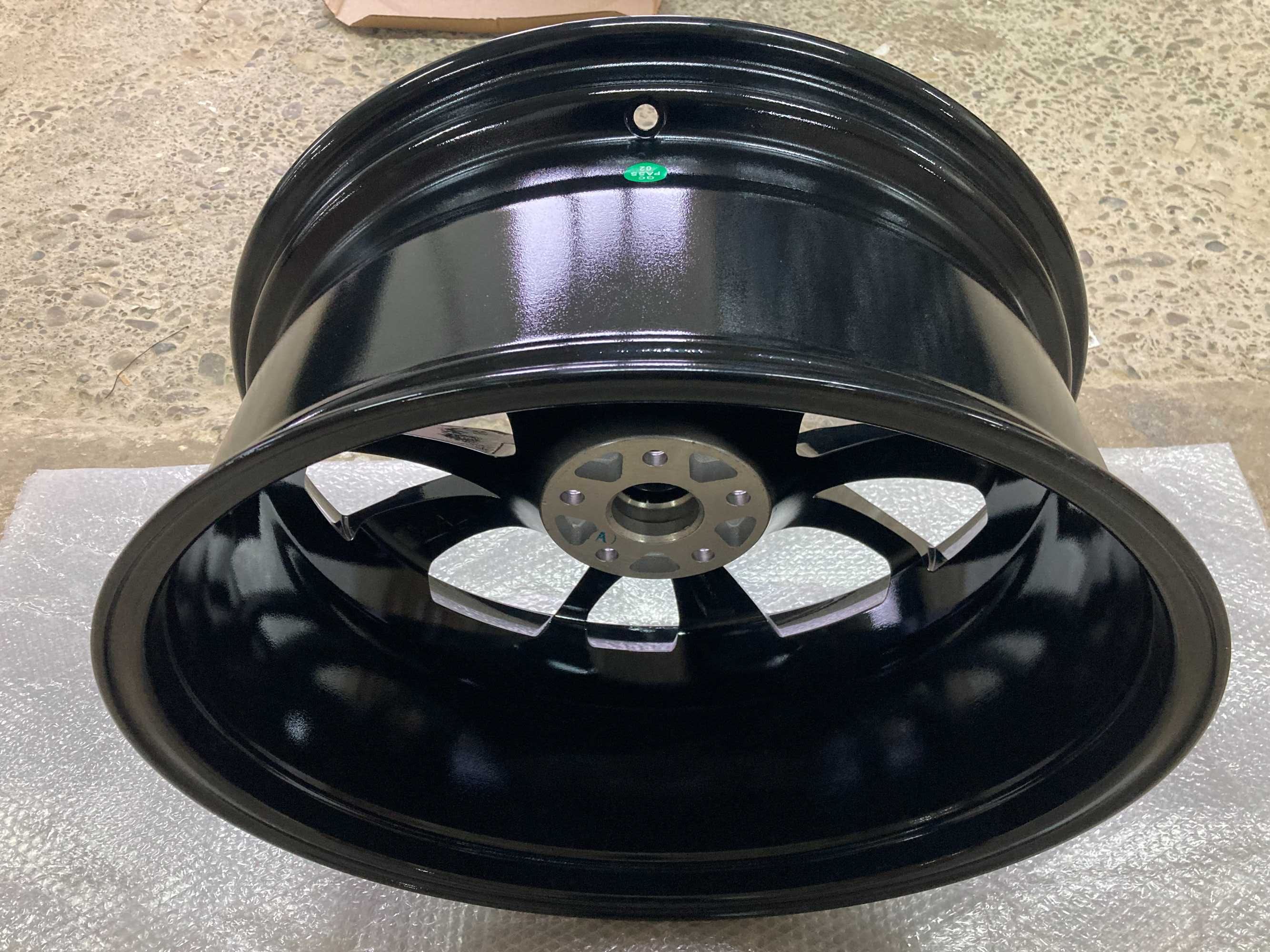 Диски одноширокие R21 W9,0 5x112 Volkswagen Golf,Passat,Tiguan,Jetta.