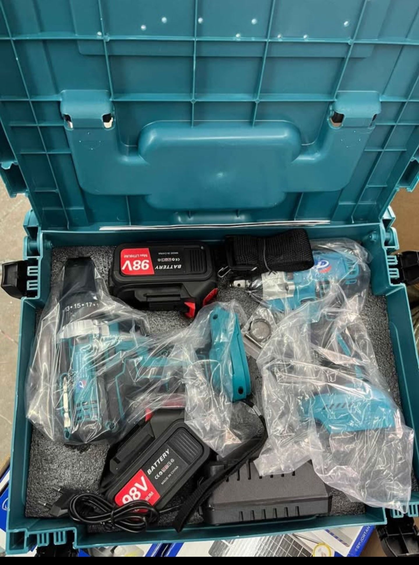 Conjunto maquinas/ furar com martelo e impacto
