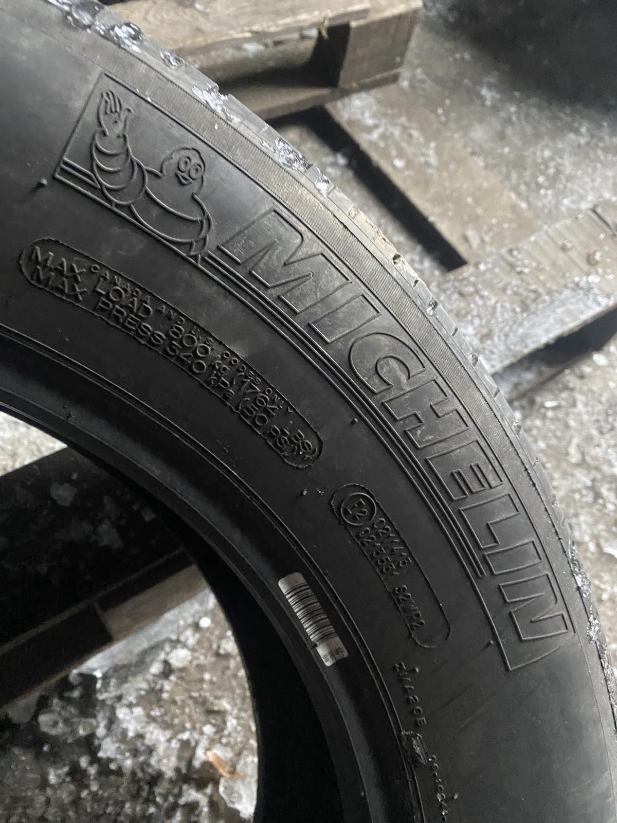 225.60.18 Michelin 1шт лето БУ склад шины резина из Европы 60 R18 225