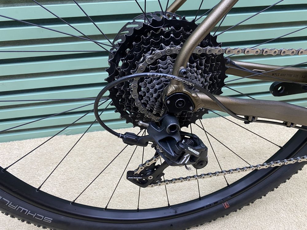 Широкі колеса L Гравійний Rondo MYLC AL 1 2023 Sram Apex 1x11
