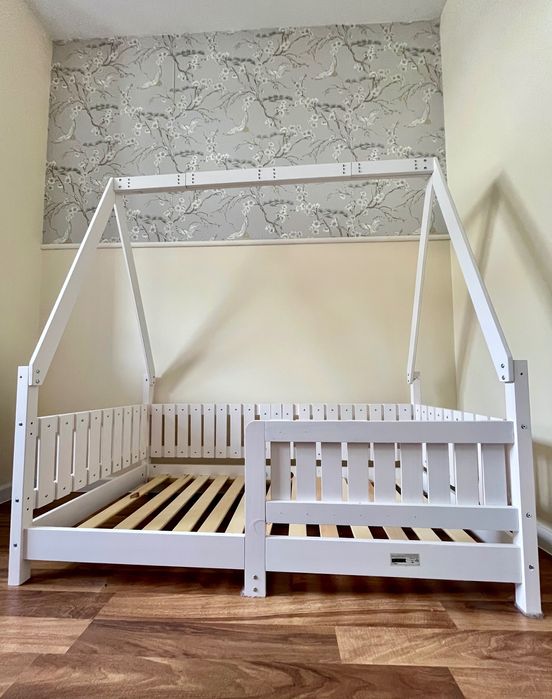 Sprzedam łóżko dziecięce mało używane