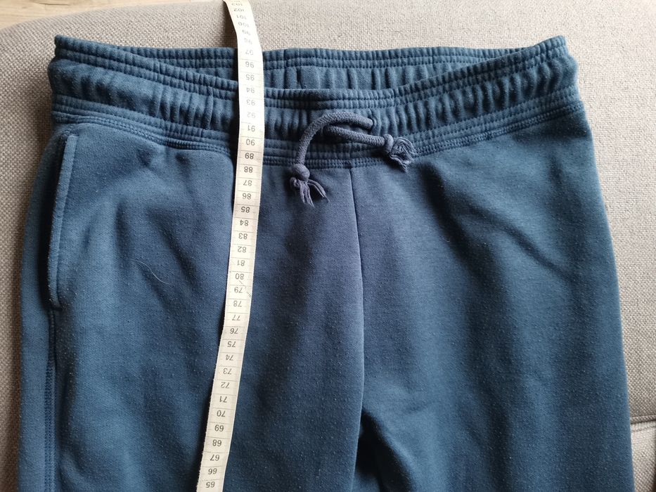 Spodnie dresowe roz. 158-164,stan bdb, 20zl