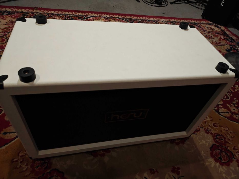 HESU modern M212 white