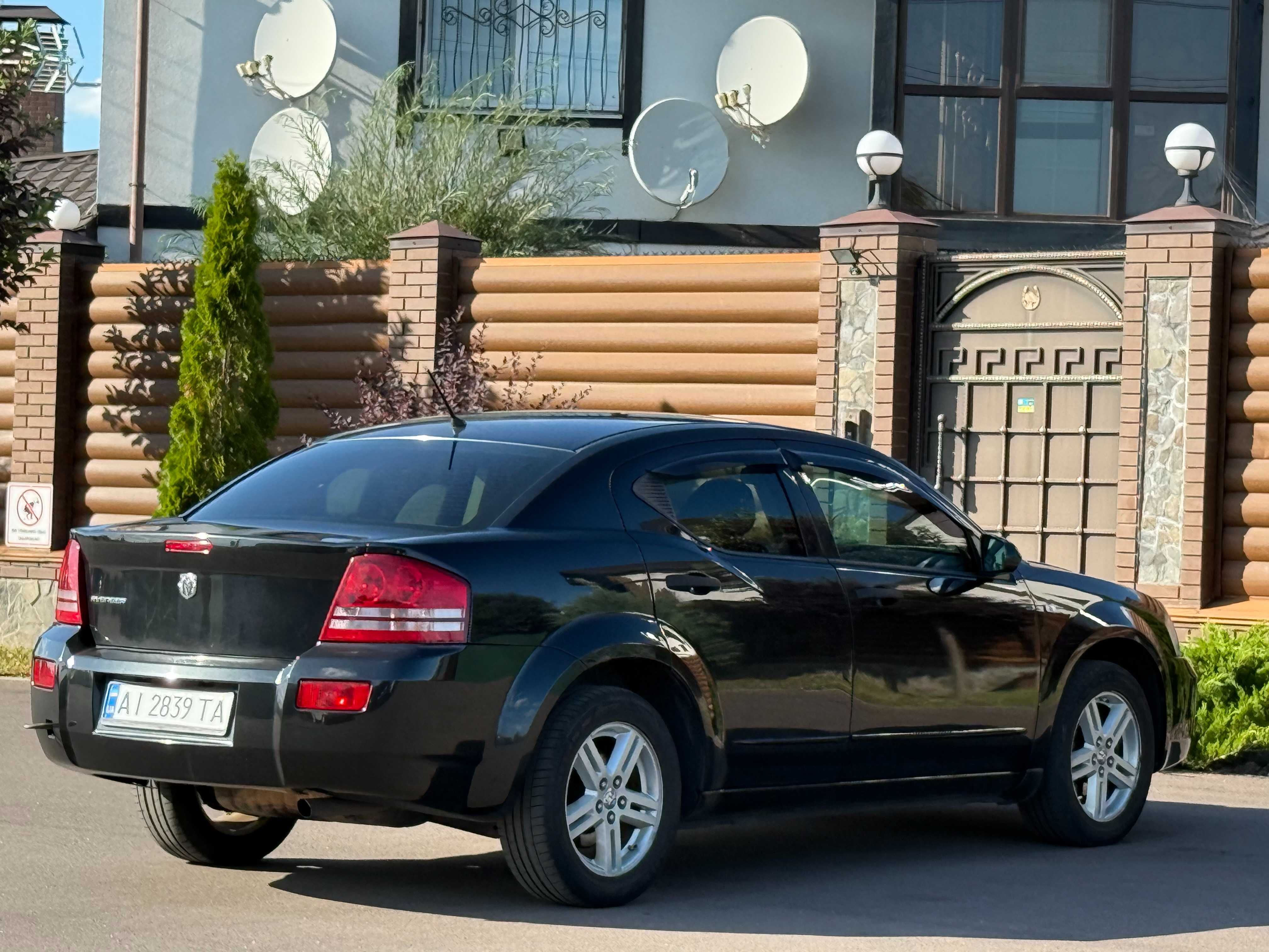 Dodge avenger 2008 2.0 Гарний стан