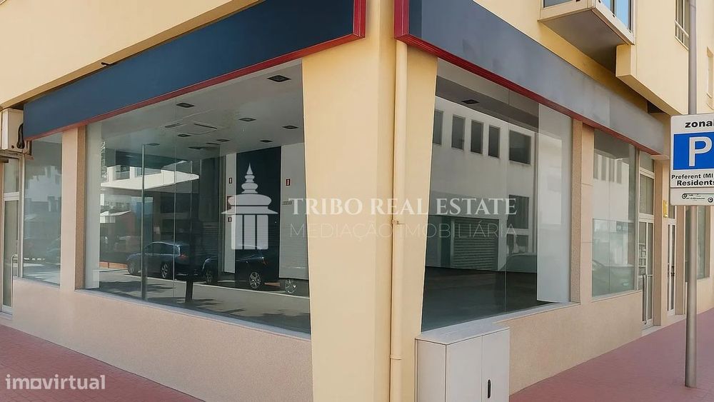 Loja De Gaveto C/2 Pisos | Rua 18&21 | Espinho