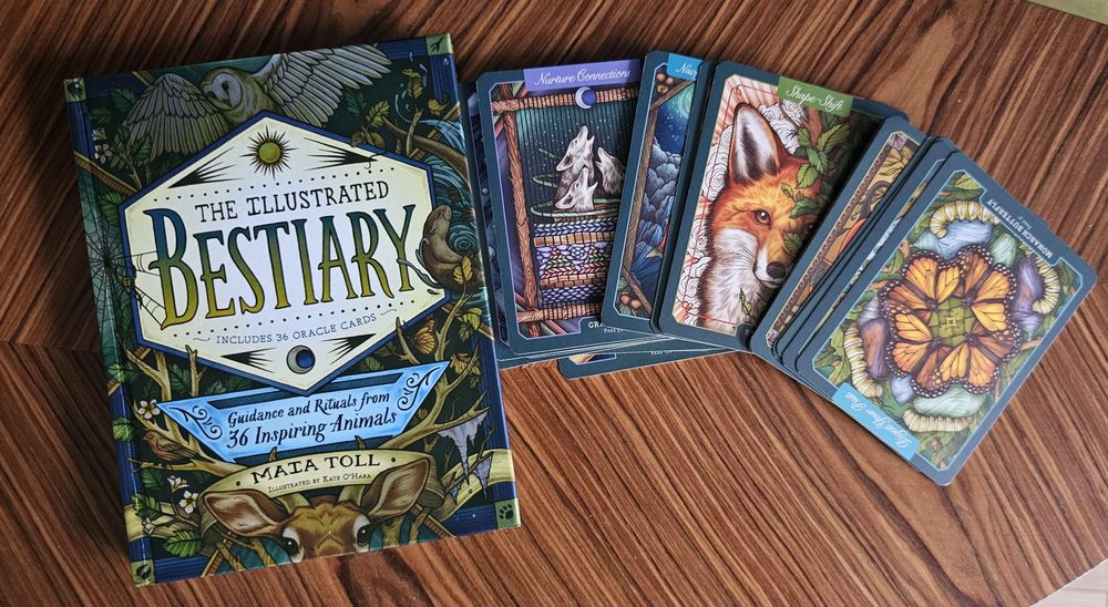 Oracle cards "Illustrated Bestiary" Collectible Box Set by Maia Toll