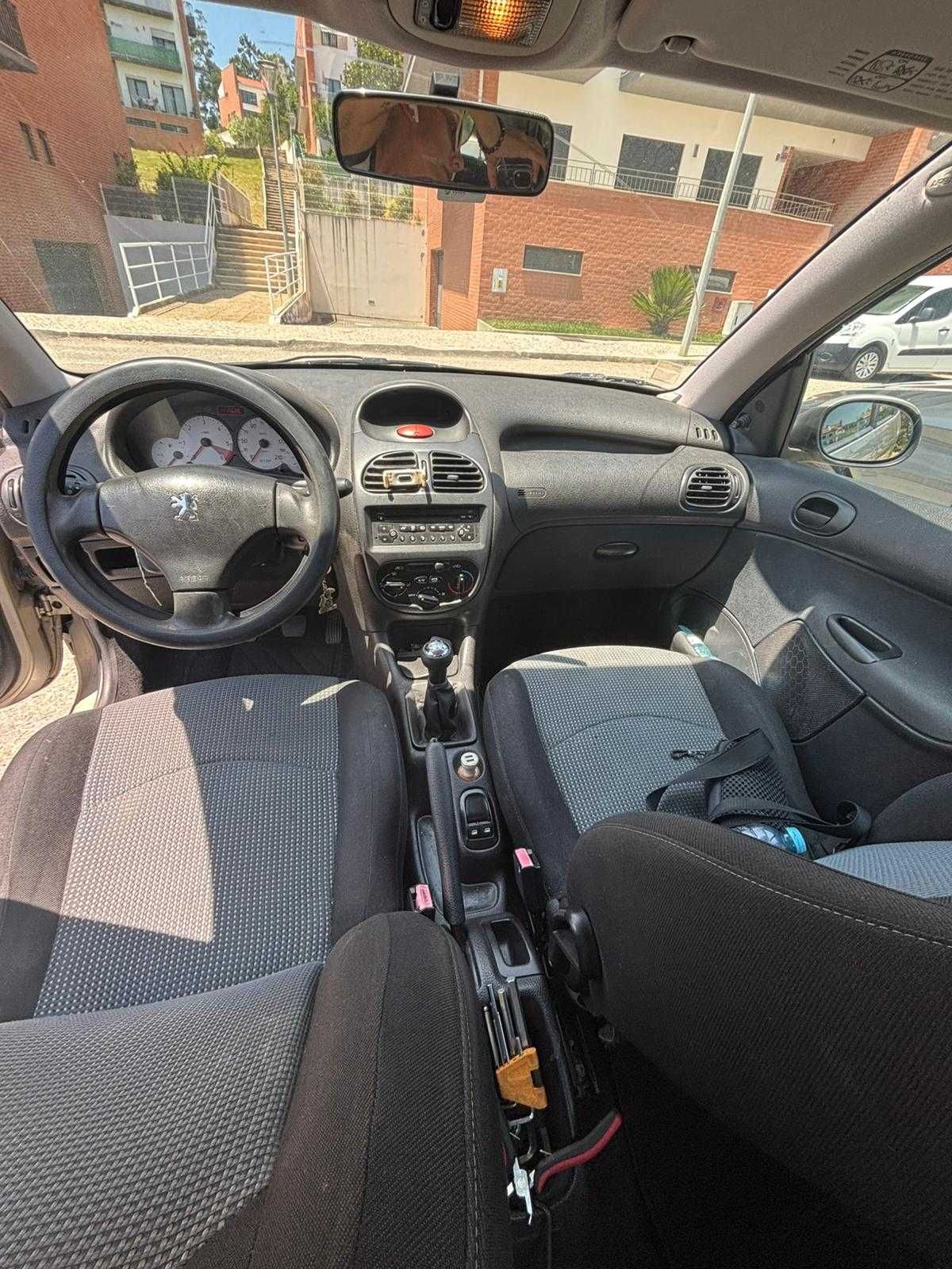 Peugeot 206 SW 1.4 HDi – 2005
