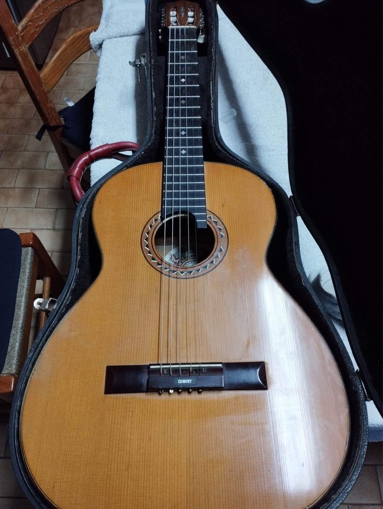 Guitarra Classica Valenciana Vintage + Caixa