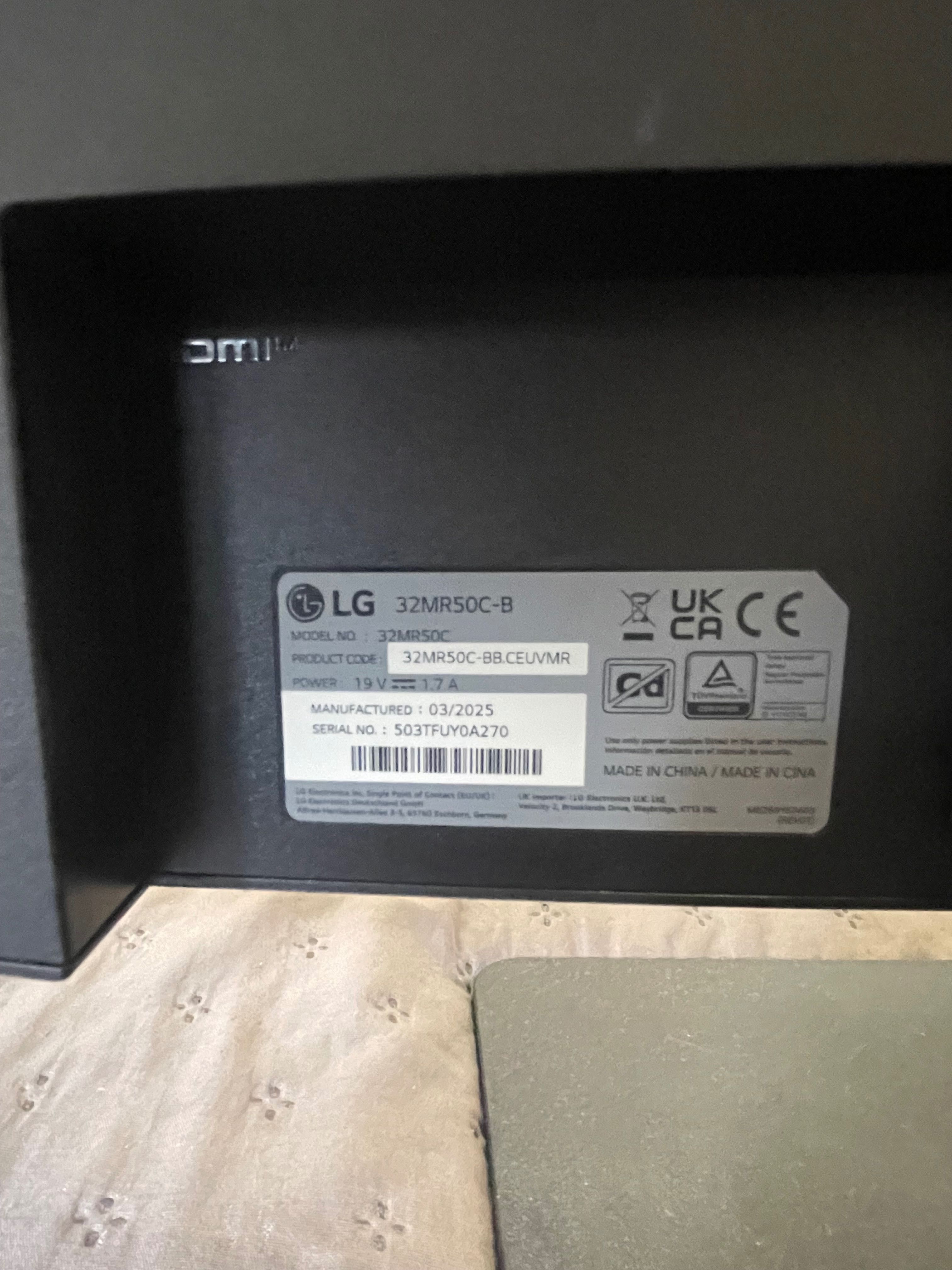LG monitor curved