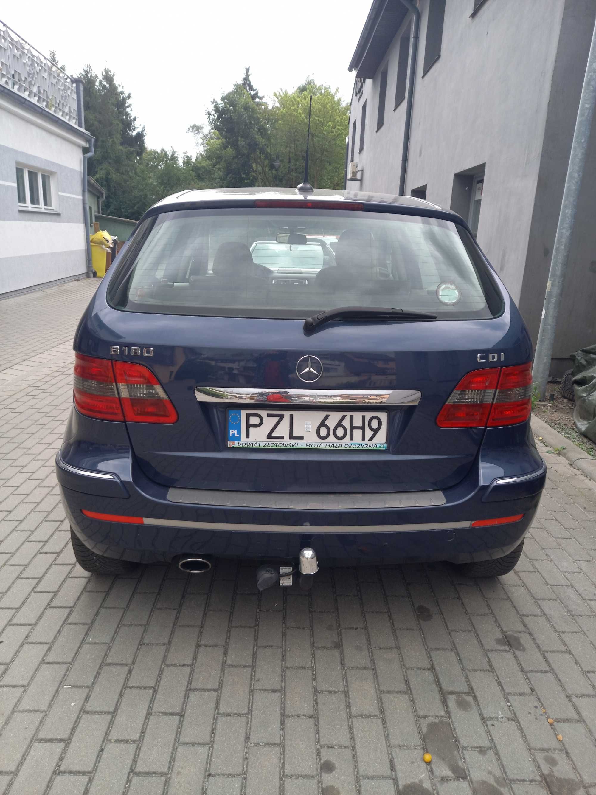 Samochód  osobowy