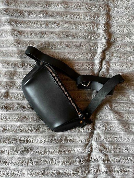 Елегантна Бананка + гаманець з натуральної шкіри! Ручна робота! Нові!