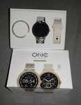 Smartwatch one mulher