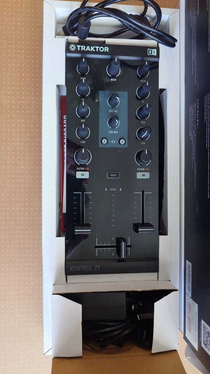 Native Instruments Traktor Kontrol Z1