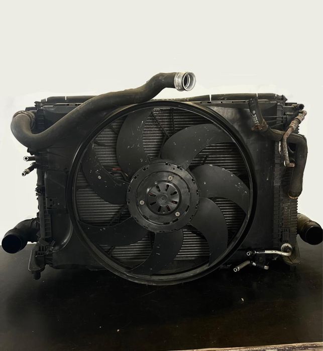 Касета радіаторів w204 w212 3.0 dsl