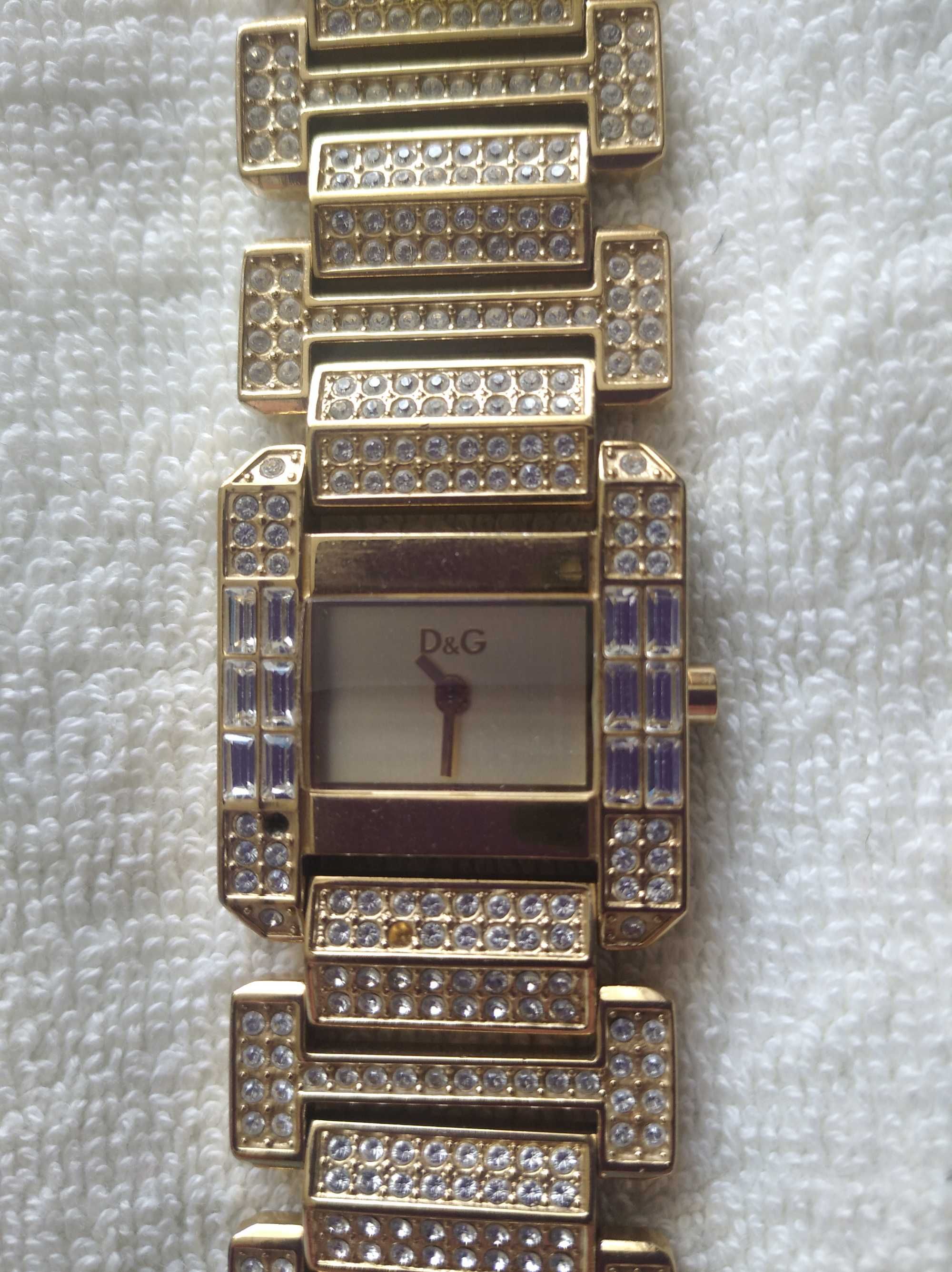 D&G DW0220 Королевские женские часы с кристаллами оригінальні