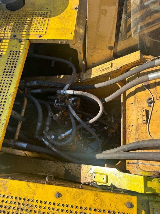 Гусеничний екскаватор САТ 345BL