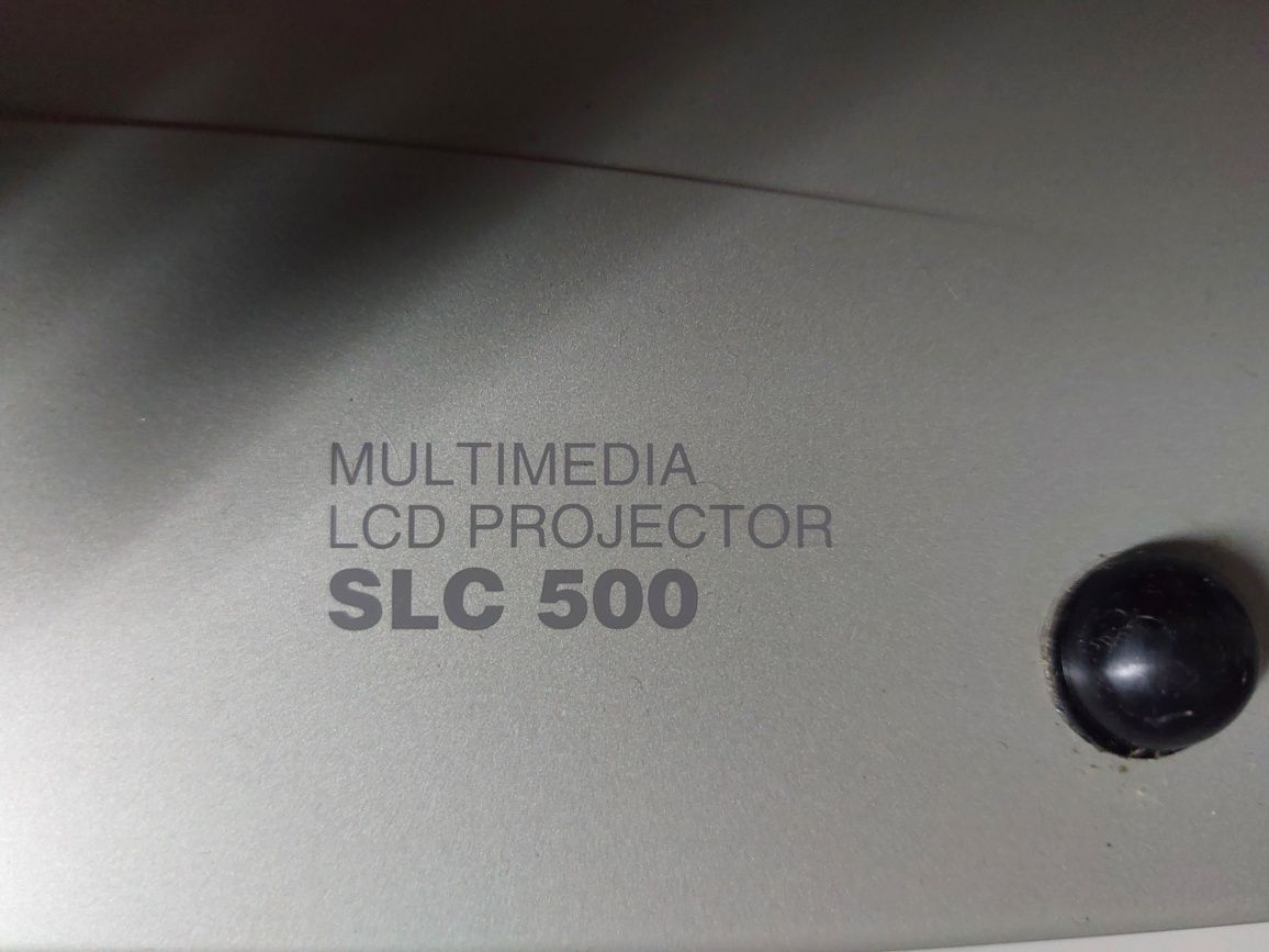 Reteo Projector SLC 500 e Tela Da lite Eletrica Cosmopolitan