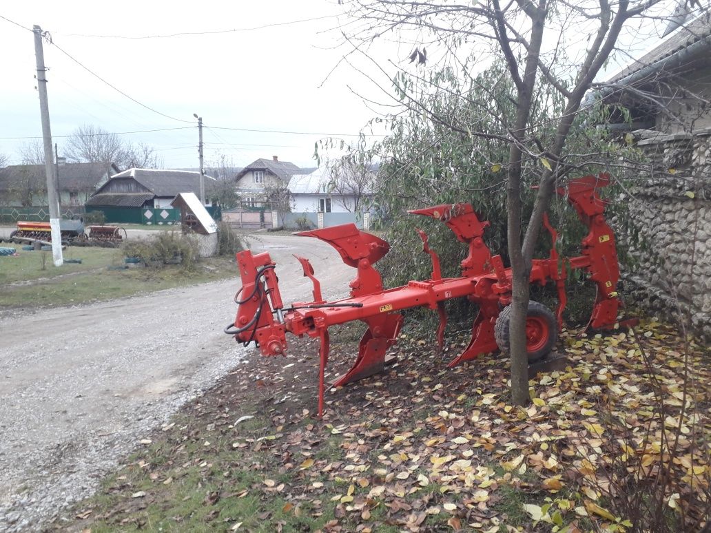 Оборотний плуг kuhn kverneland  превезений з Німеччини