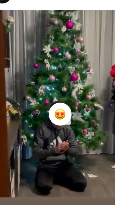 Сосна  искусственная сборная с пушистыми веточками 2,3 м