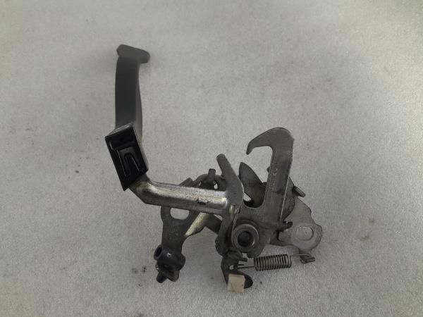 Fechadura / fecho capot PEUGEOT 3008 I (0U_)